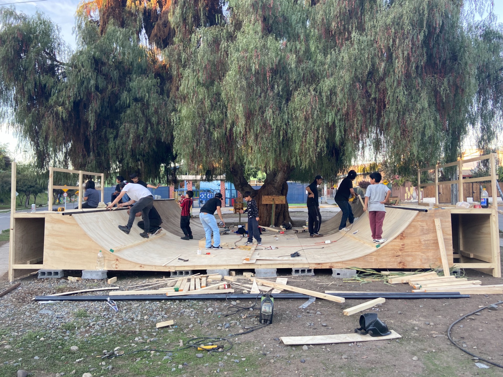 Construcción de la primera miniramp comunitaria de Ovalle